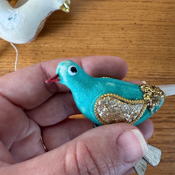 Set‎ of 3 Vintage Flocked Beaded Bird Christmas Ornaments Clip on & Wired - Picture 5 of 13